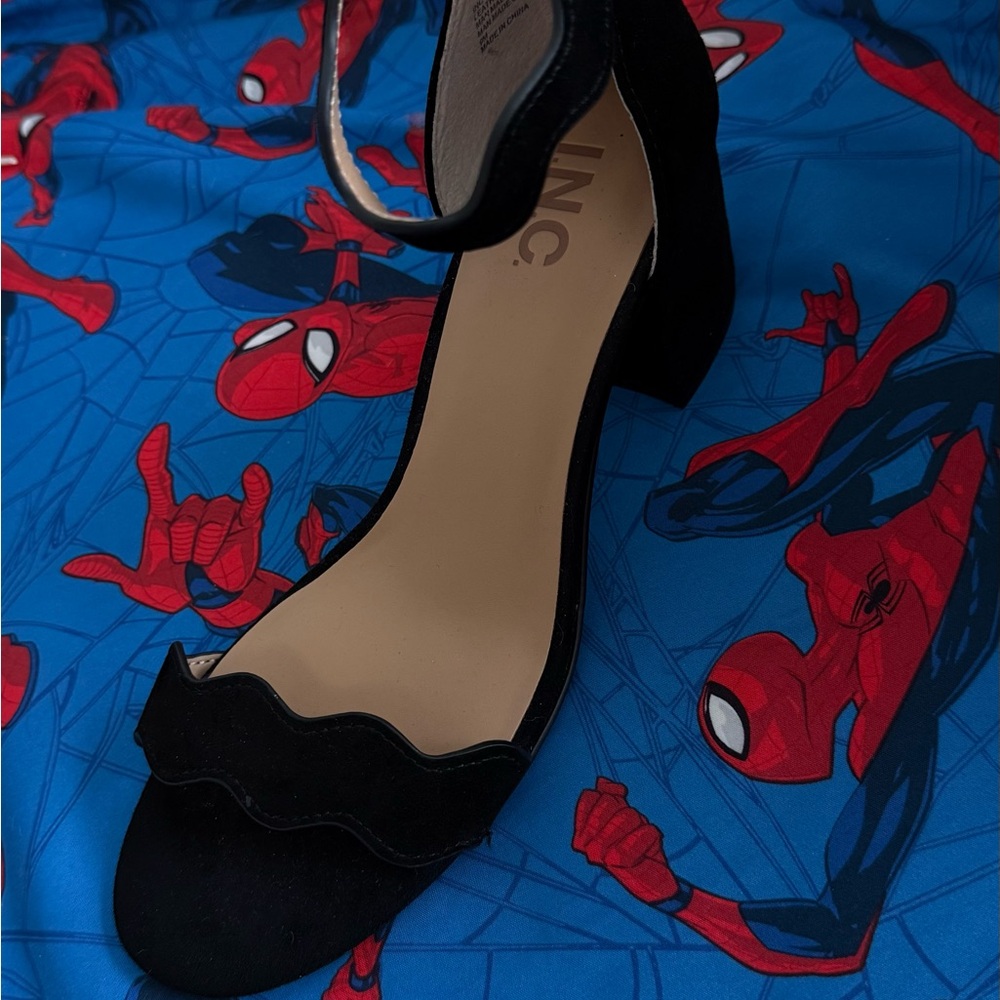 Black Women's Heeled Sandals